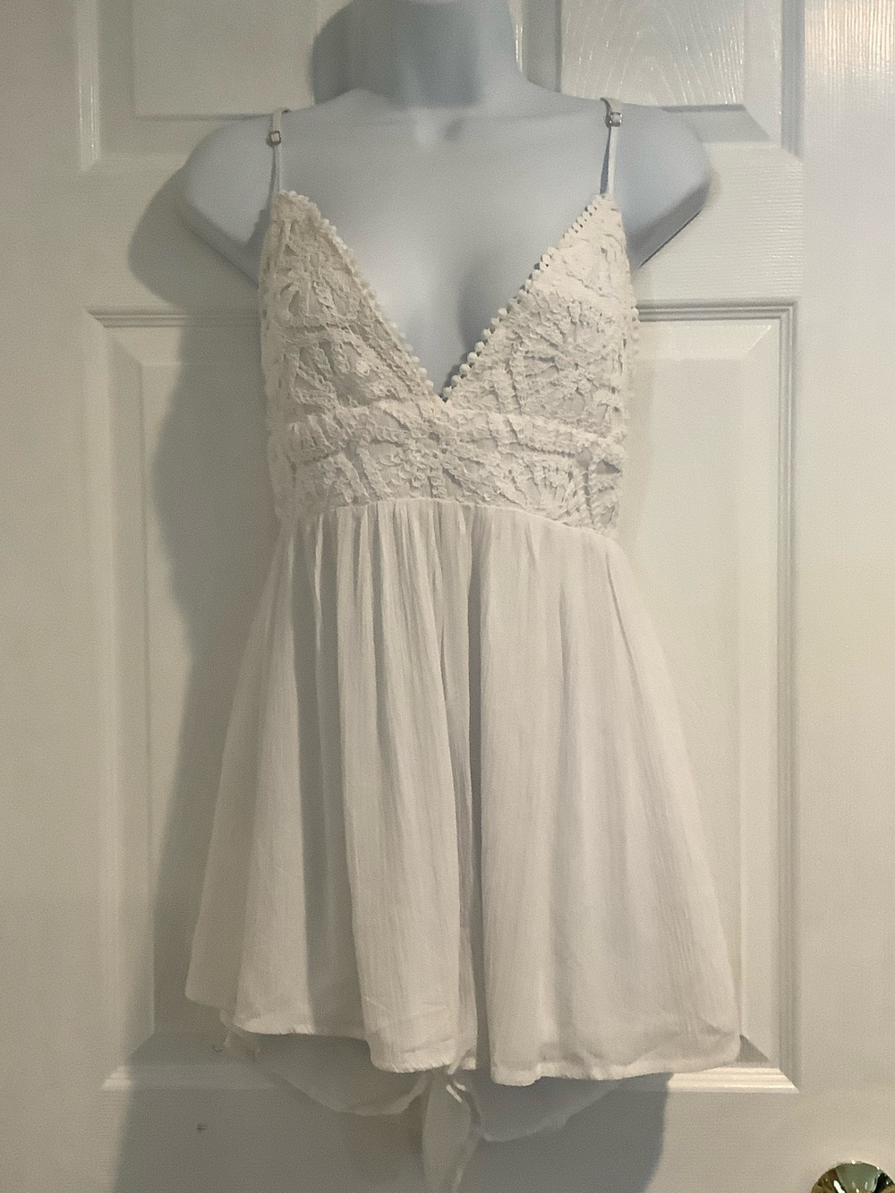 LOVE TREE White Crocheted Tie Back Coastal Cowgirl Beachy Twee Coquette Romper
